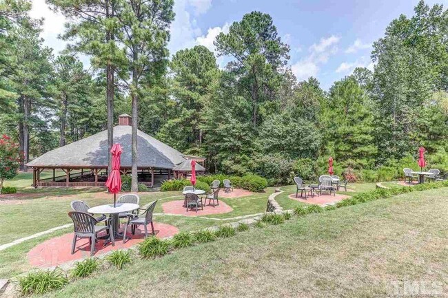 Building Photo - 65 Spring Water Ct