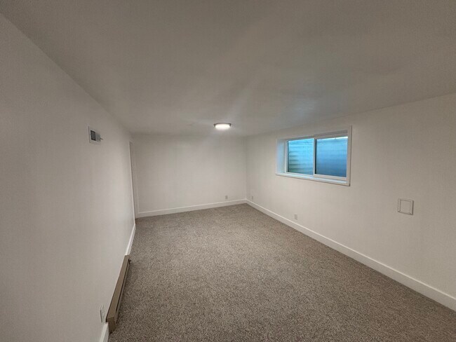 Building Photo - 7734 S 1100 E