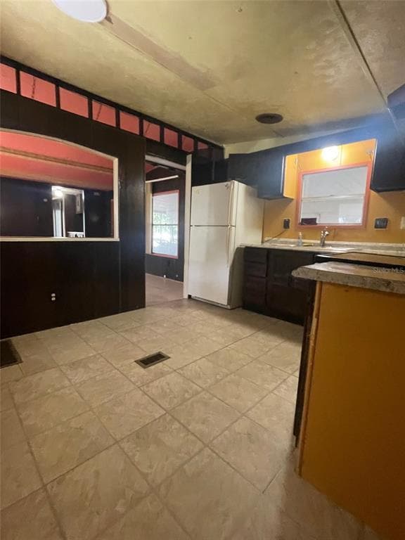 Building Photo - 15756 Trigonia St