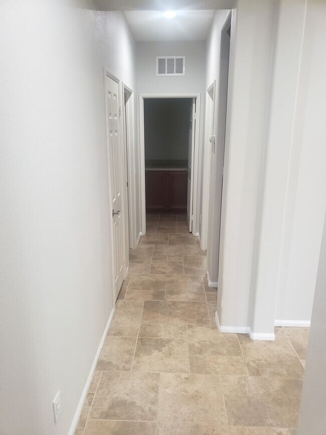 Building Photo - Beautiful Wildomar Single Story