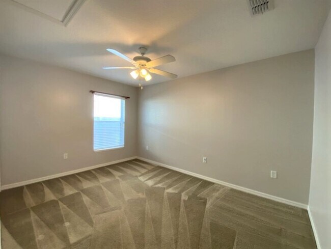 Building Photo - Beautiful 3 bedroom Port Orange Home!