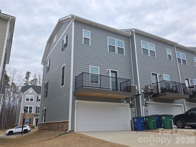 Building Photo - 3309 Timber Ml Dr