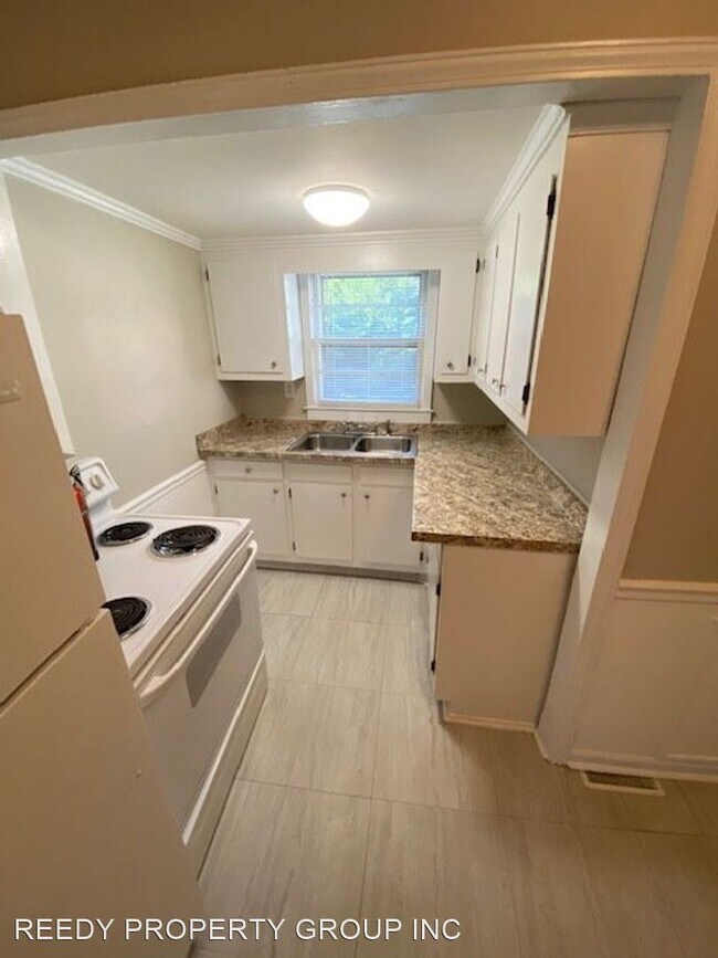 Building Photo - 3 br, 1 bath House - 56 Allen Street