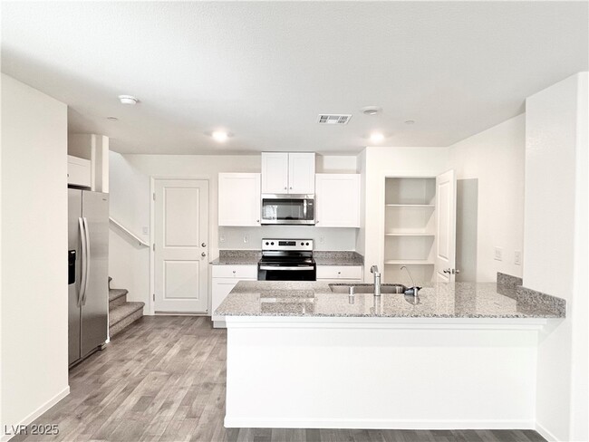 Building Photo - 9128 Rocky Raccoon St