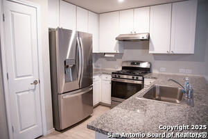 Building Photo - 4518 Meadowland Pl