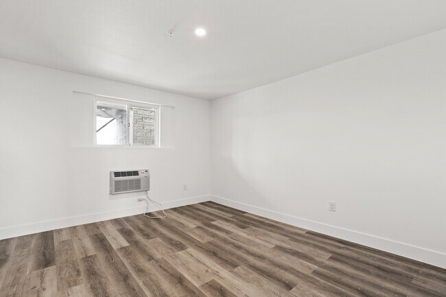 Floorplan - Eleven8 Apartments