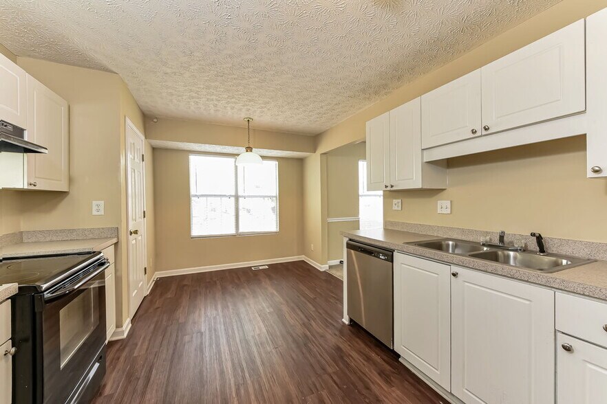 Building Photo - 735 Bridgewood Ct