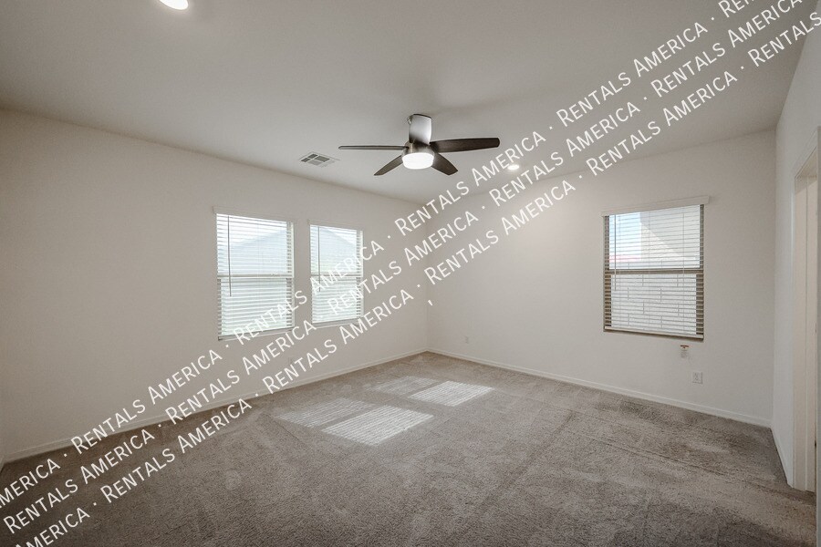 Building Photo - 6321 W Latona Rd