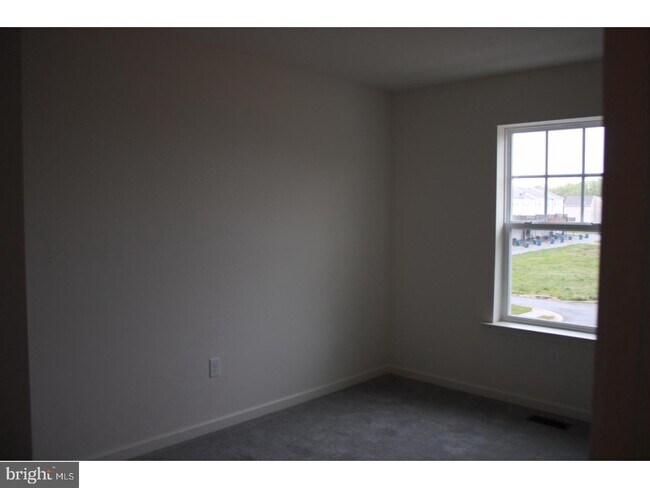 Building Photo - 151 Tidbury Crossing