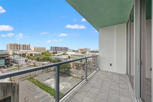 Building Photo - 777 3rd Ave N