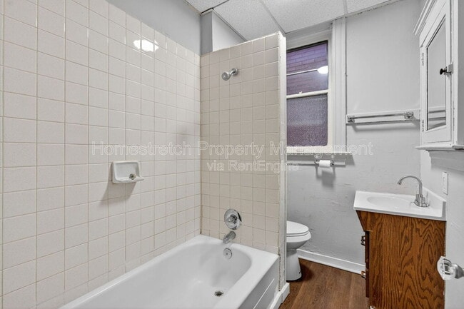 Building Photo - 551 Bates St