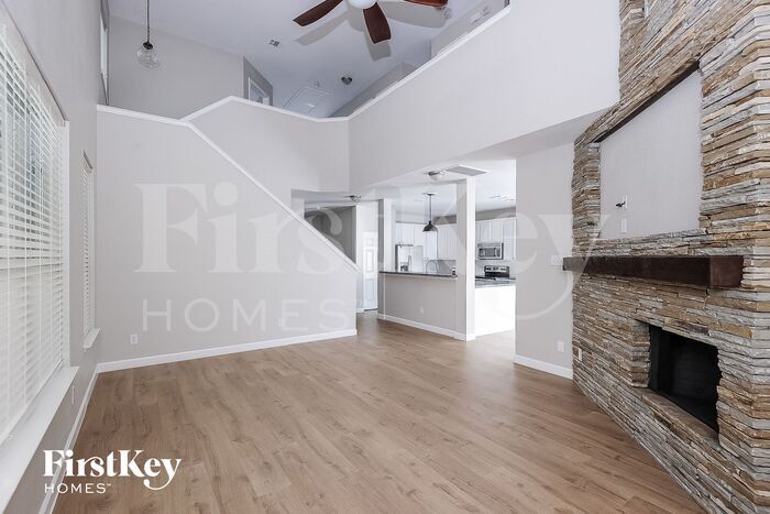 Building Photo - 9928 Cherry Hill Ln