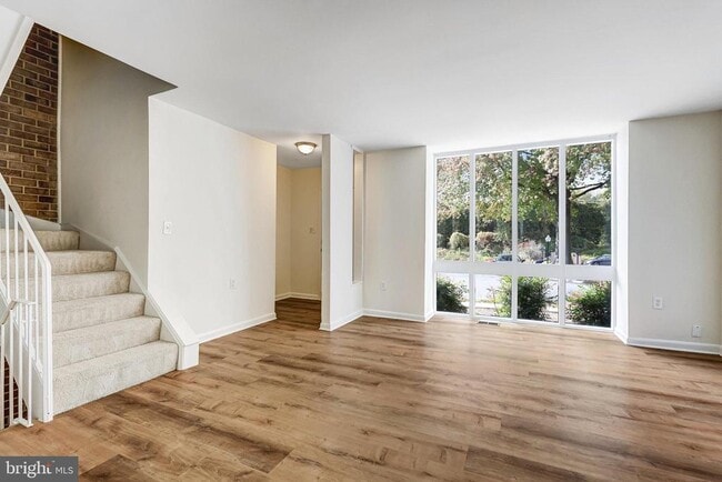 Building Photo - 4923 Casimir St