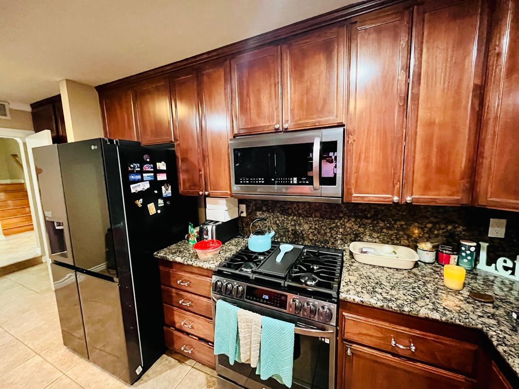 Building Photo - 21945 Centurion Way