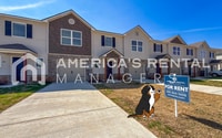 Building Photo - Escape to Lakeside Living in Lincoln! View with 48 Hours Notice!