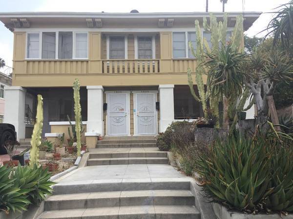 Building Photo - 1800 N Van Ness Ave