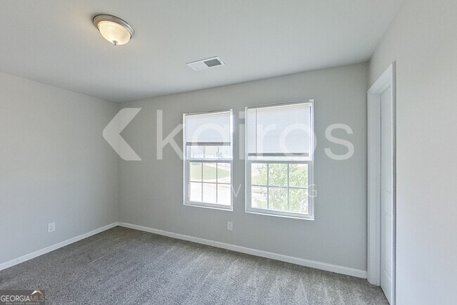 Building Photo - 207 Hawthorn Trail