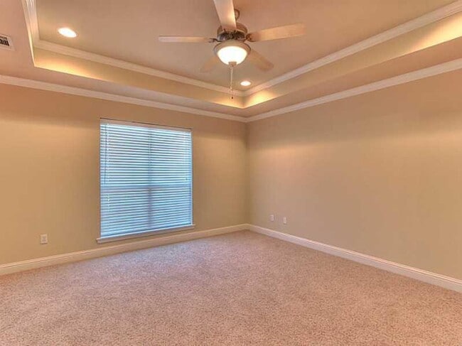 Building Photo - 5012 Tensas Dr