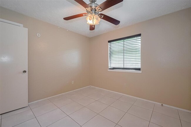 Building Photo - 13126 Kingsmill Dr