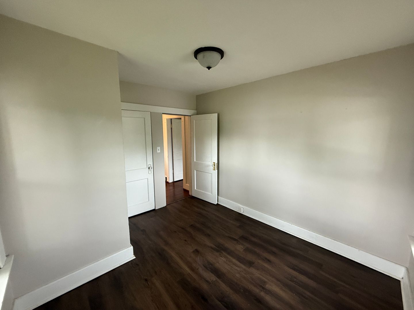 Building Photo - 403 Englewood Ct