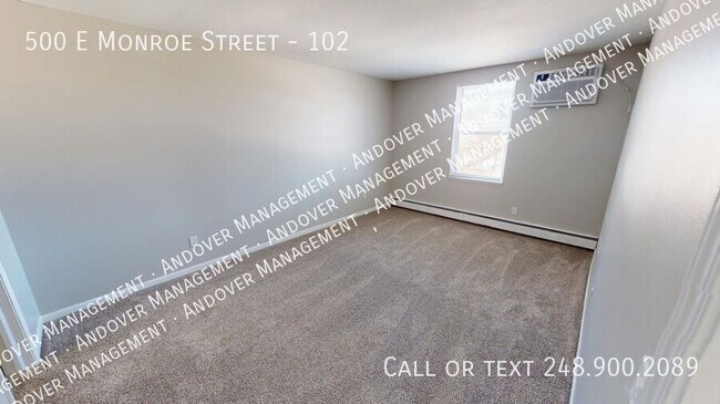 Building Photo - 500 E Monroe St