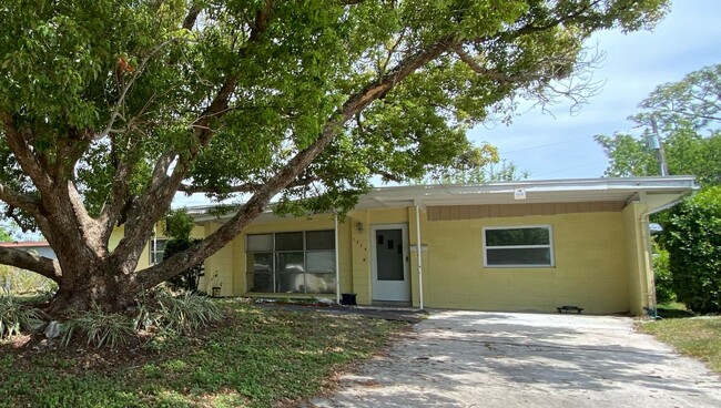 Building Photo - Winter Park 3 Bed, 2 Bath Home in Eastbroo...