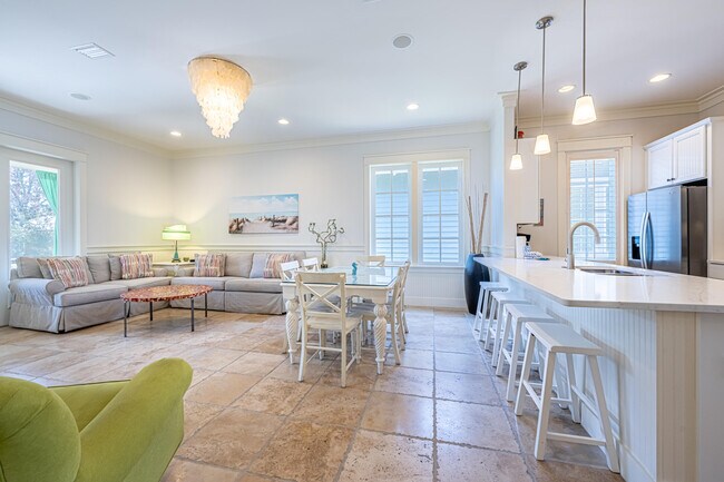 Building Photo - 2442 Bungalo Ln