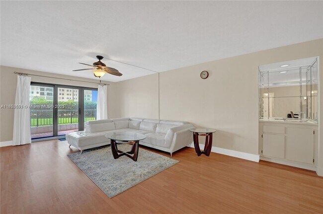 Primary Photo - 1201 S Ocean Dr