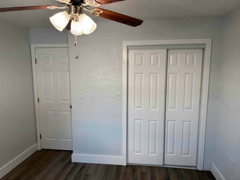 Building Photo - 9147 Reed Dr