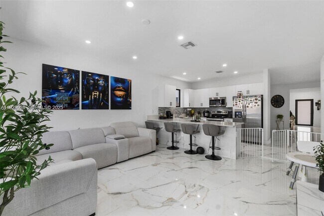 Building Photo - 11939 SW 241 Ter