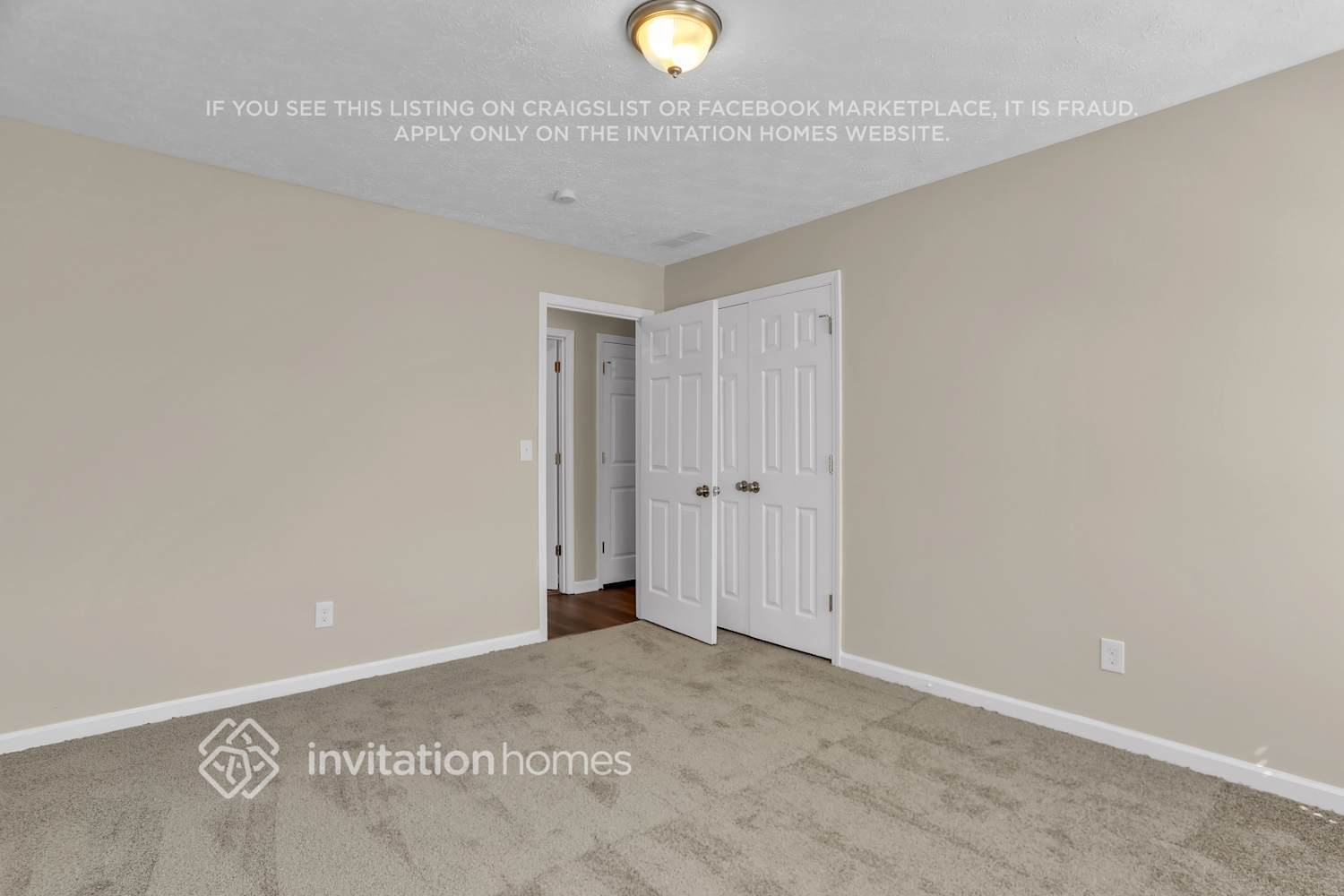 Building Photo - 4011 Colonial Dr SW