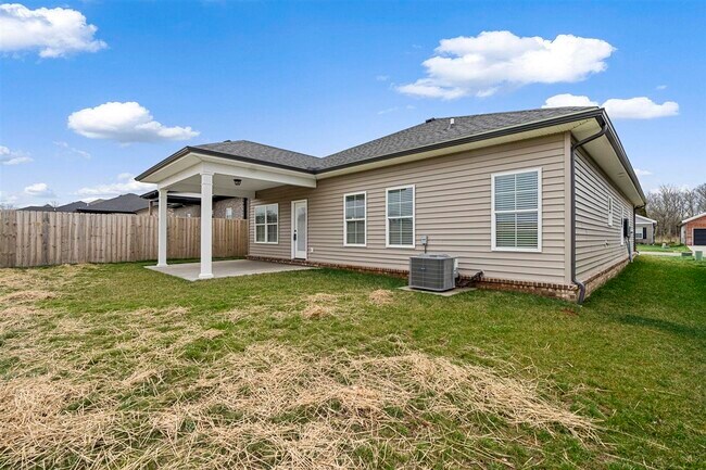 Building Photo - 1156 Shallowford St