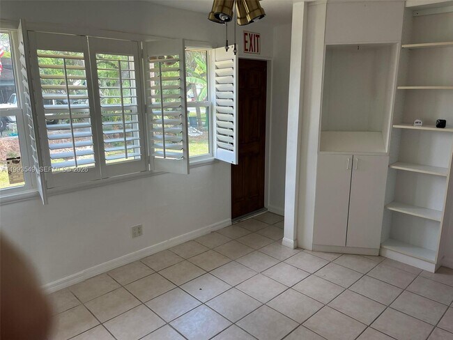 Building Photo - 4181 Silver Sword Ct