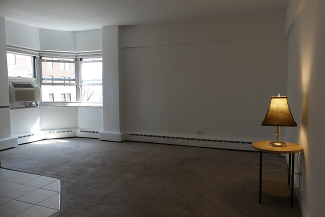 Building Photo - 4970 N Marine Dr