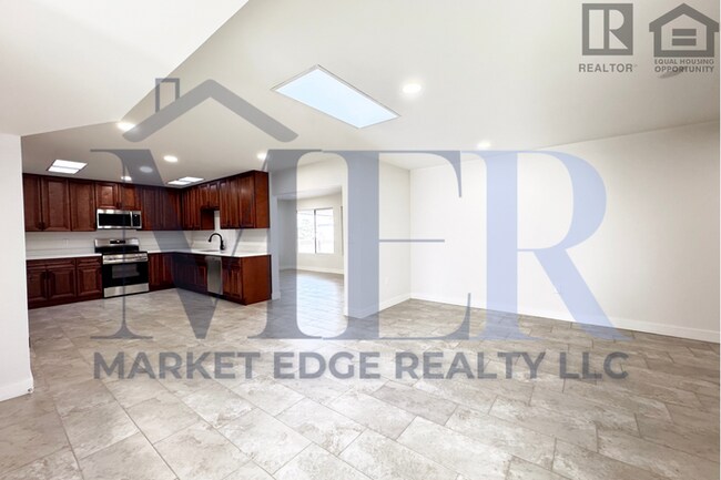 Building Photo - 3Bed/2Bath Home in 55+ Community in Sun Ci...