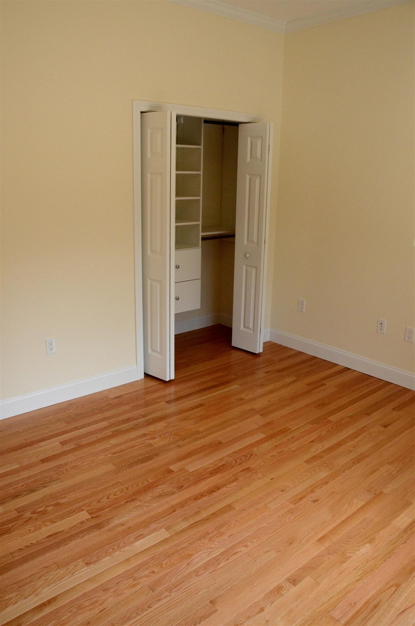 Building Photo - 15 Langdon St