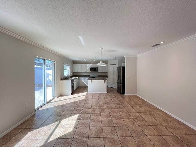 Building Photo - The perfect House for rent in Clermont!