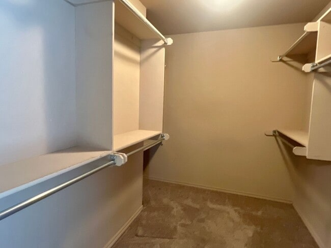 Building Photo - Gorgeous 3 Bed 2 Bath In Edmond