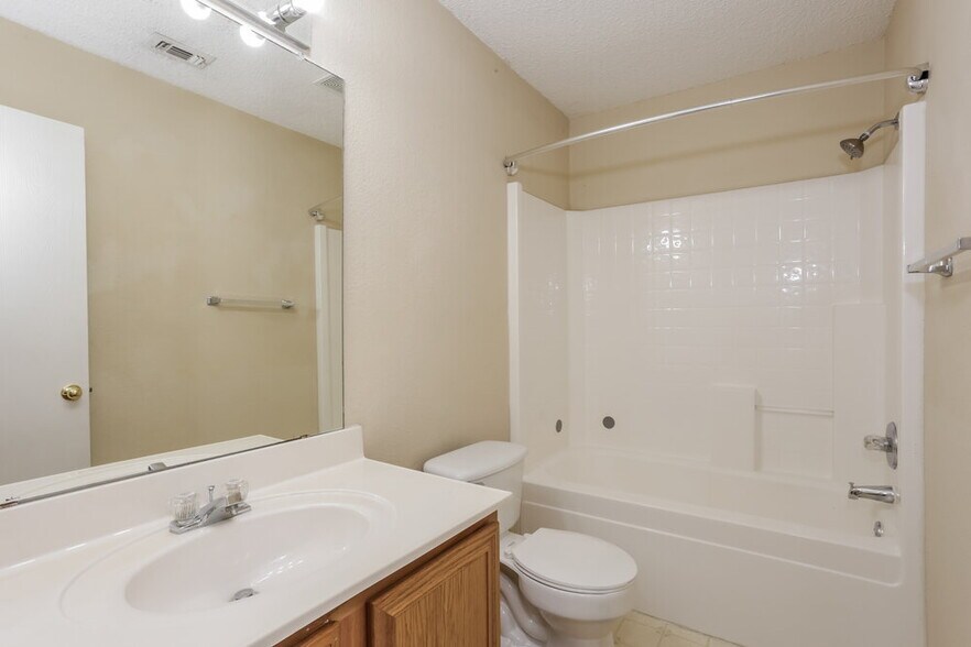 Building Photo - 6366 Twilight Cir