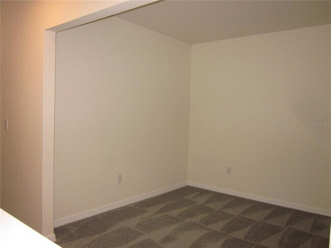 Building Photo - 1115 Hillhurst Dr