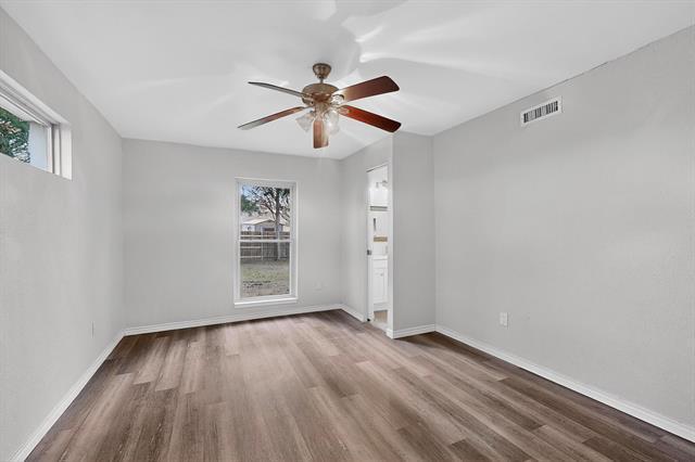 Building Photo - 5516 Laredo Ln