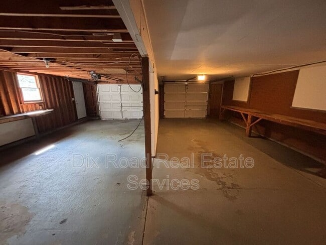 Building Photo - 4574 Mccormick Ln
