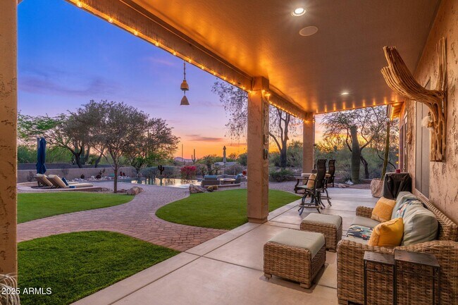 Building Photo - 5712 E Blue Sky Dr