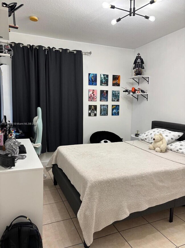 Building Photo - 16487 SW 56th Terrace