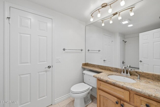 Building Photo - 658 Elevar Ct