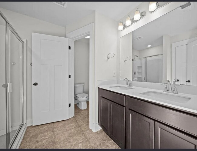 Building Photo - 1007 Millison Pl