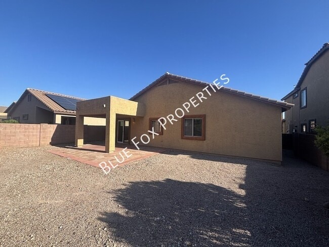Building Photo - 167 W Calle Patio Lindo