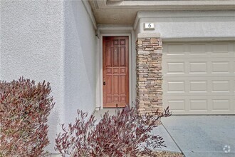 Building Photo - 6 Gladewater Dr