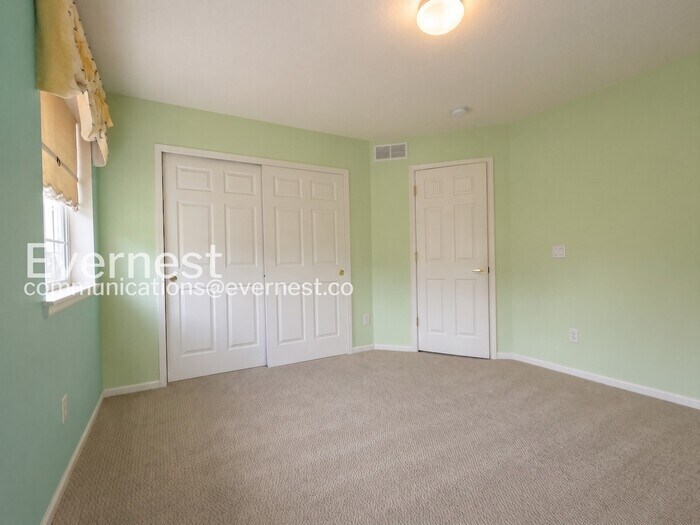 Building Photo - 6238 Westchase Rd