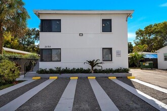 Building Photo - 2150 SW 26th St